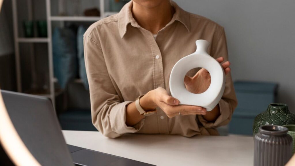 SimplicityForum 101: A Beginner’s Journey into Minimalist Living